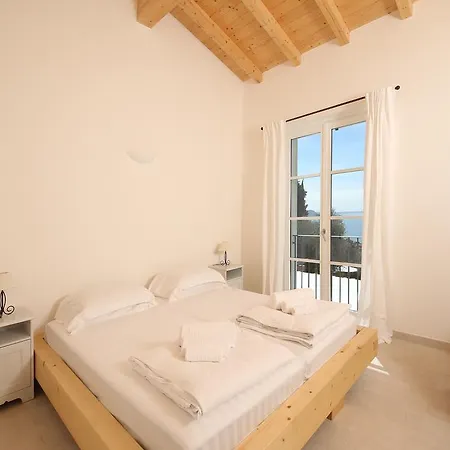 Puro Villa *